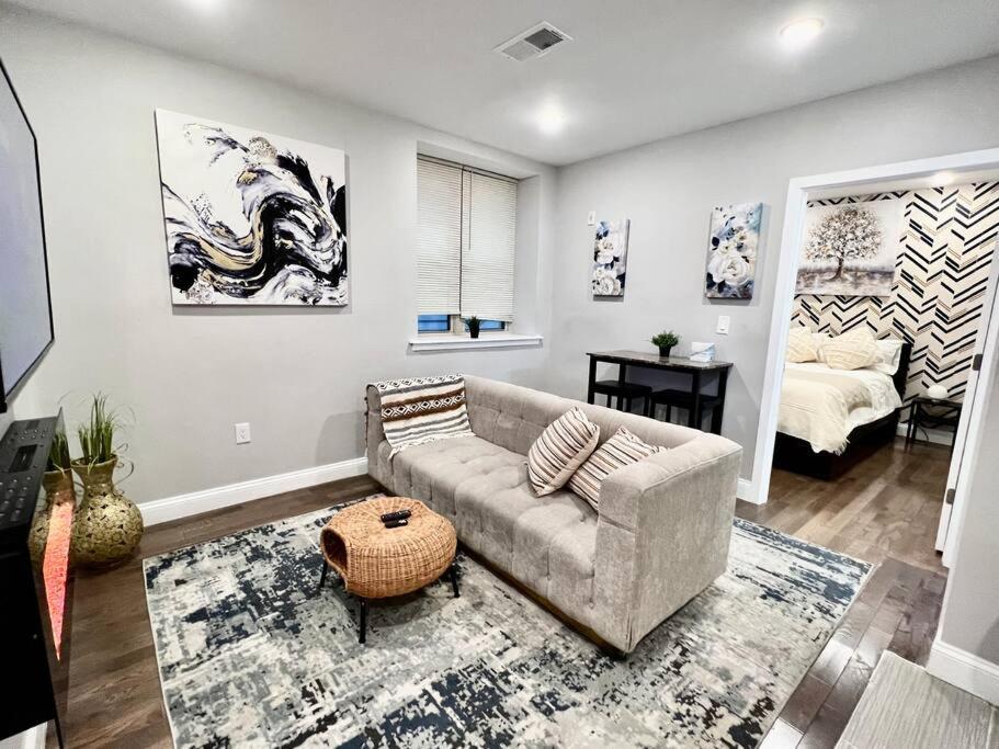 Apartment 305 Cozy And Lovely 1bdr In Center Philadelphia