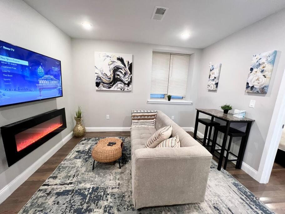 305 Cozy And Lovely 1bdr In Center *