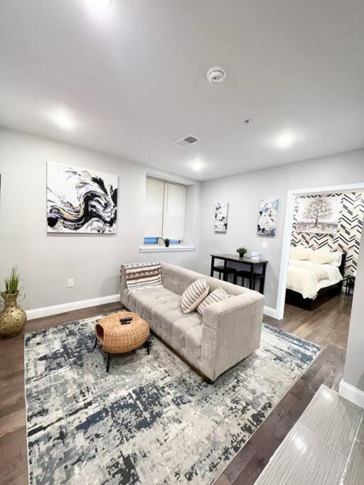 Apartment 305 Cozy And Lovely 1bdr In Center Philadelphia